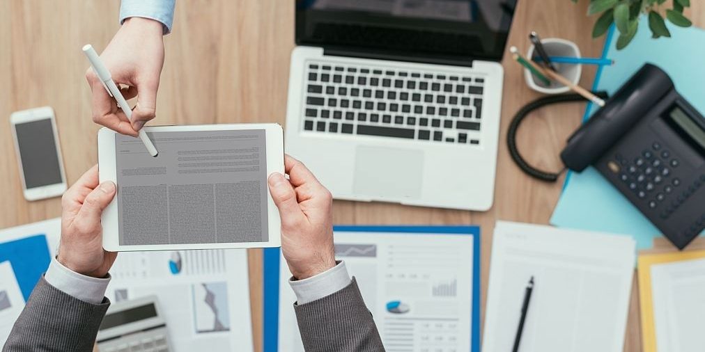 Digital Signature Online Blog post feature image DocSign Pro Implement